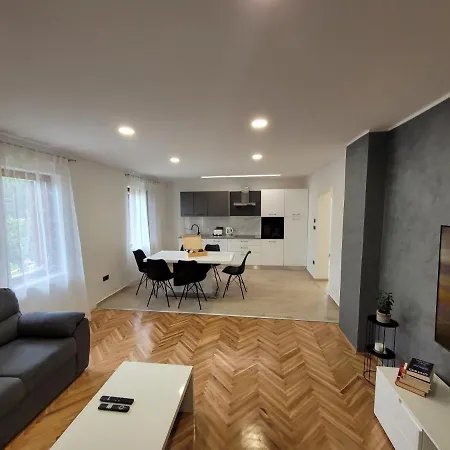 公寓 The Setting Sun *