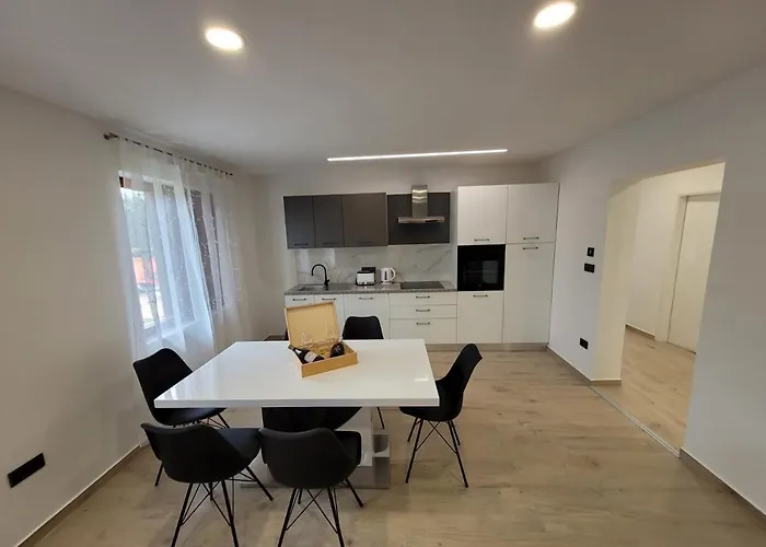 The Setting Sun Umag