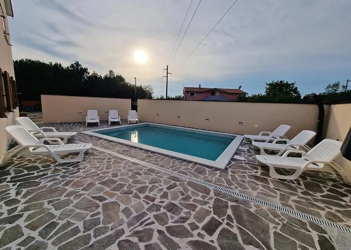 The Setting Sun Apartman